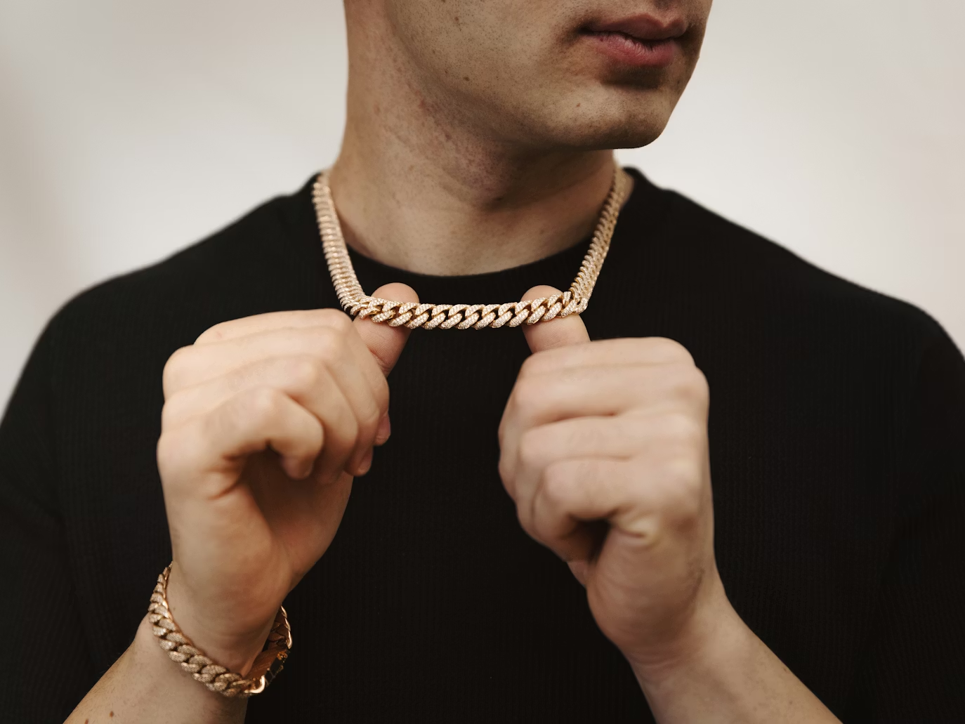 Box Chain vs Cuban Link Chain: Key Differences & Which One to Buy