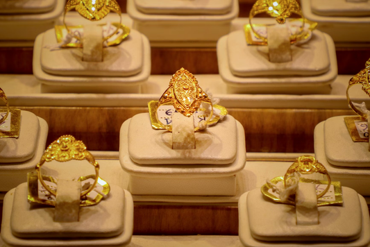Does Gold Turn Green? How to Identify Real Gold