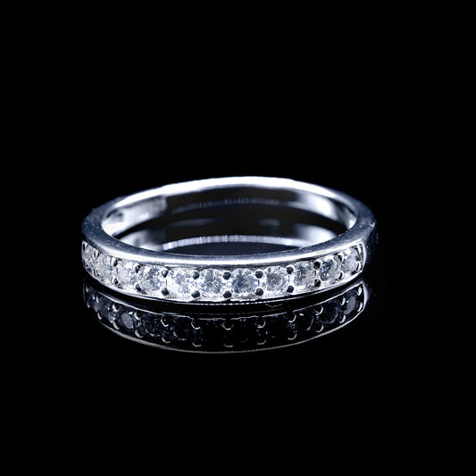 Women‘s Moissanite Diamond VVS D Color Band Style Ring | PASSES DIAMOND TESTER!!!