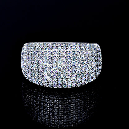 Men’s Moissanite Wedding Band