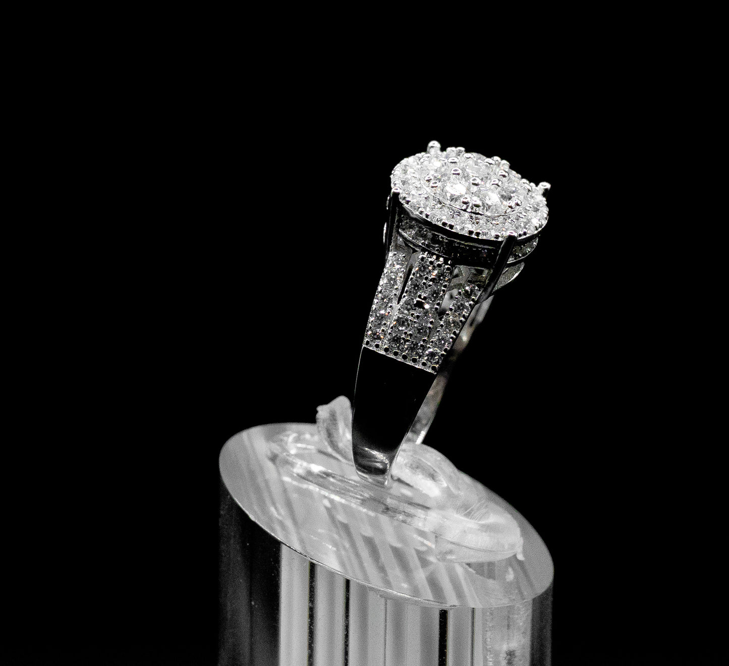 Women’s Moissanite Diamond VVS D Color Round Diamond Cluster Ring | PASS DIAMOND TESTER!!!