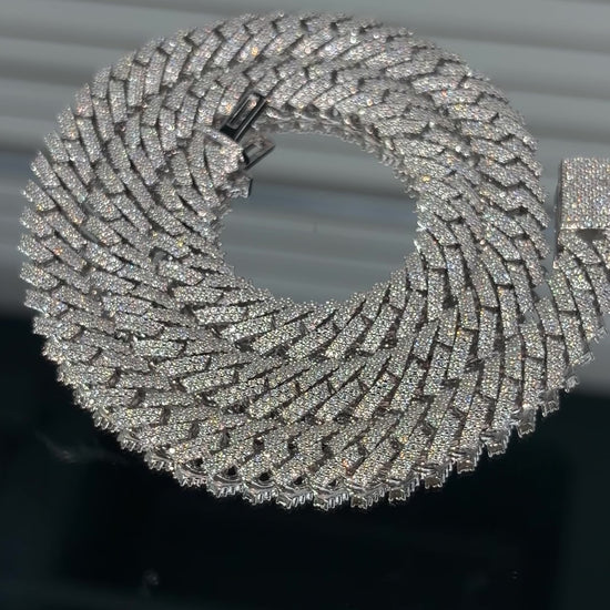 GRA certified moissanite Cuban link chain 8MM 925 silver VVS D color passes diamond tester men women Atlanta
