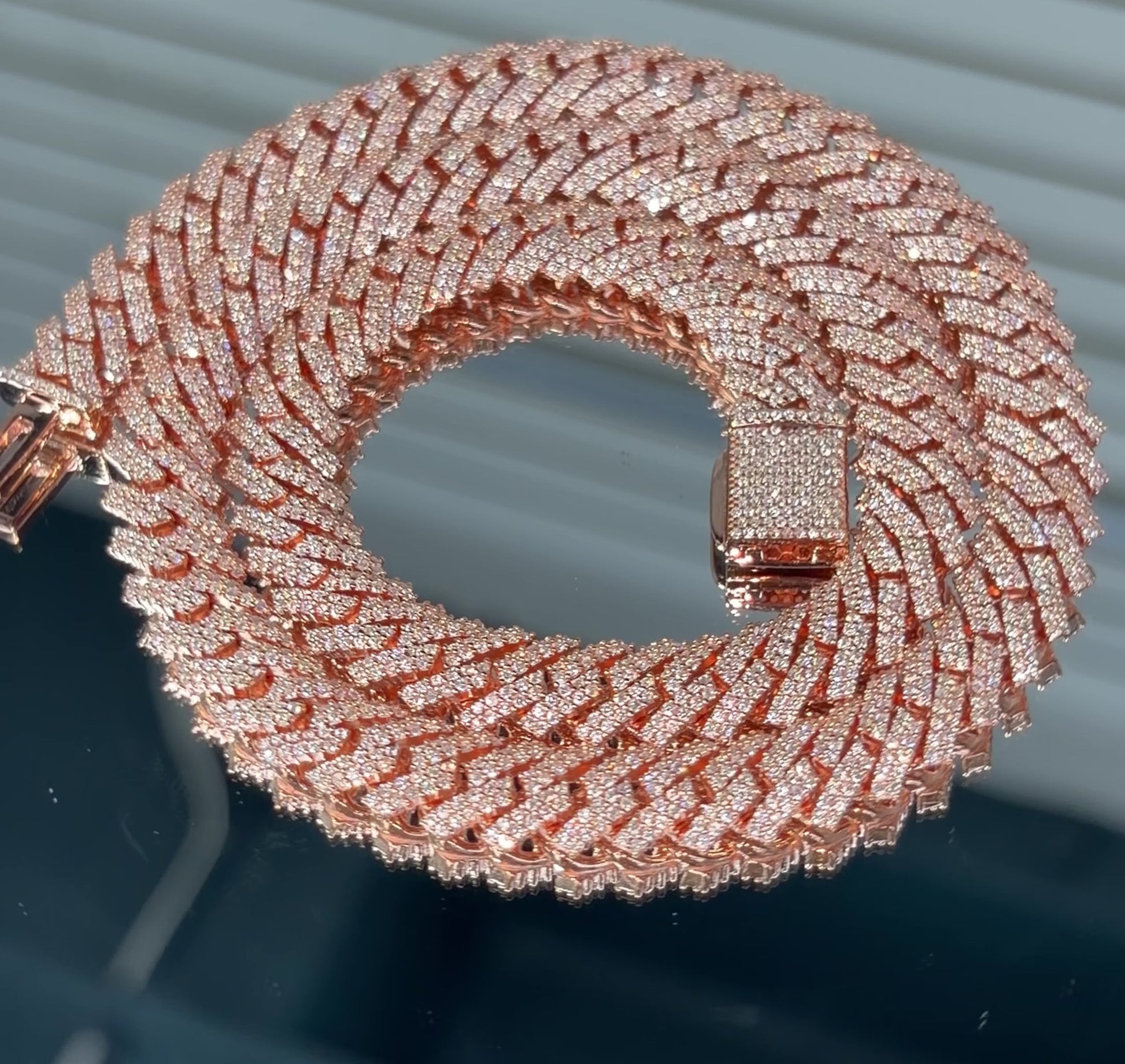 GRA certified moissanite Cuban link chain 10MM Rose Plating 925 silver VVS D color passes diamond tester men women Atlanta
